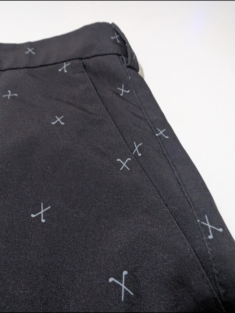 Roundtree & Yorke Black Golf Club Pattern Athletic Shorts